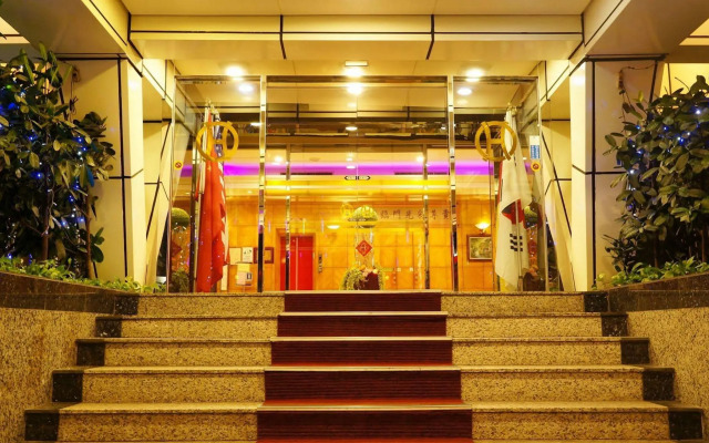 Oriental Hotel