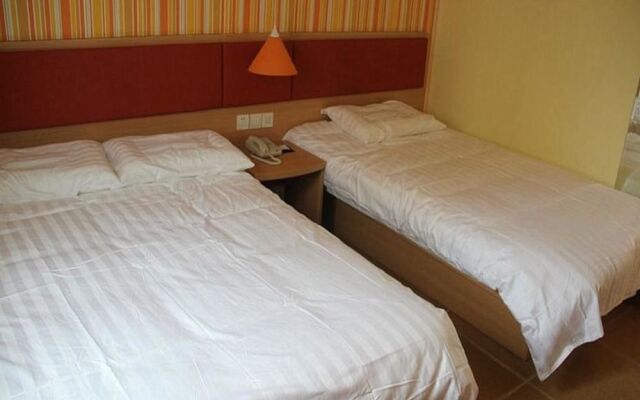 Home Inns Shanghai Eshan Road Branch