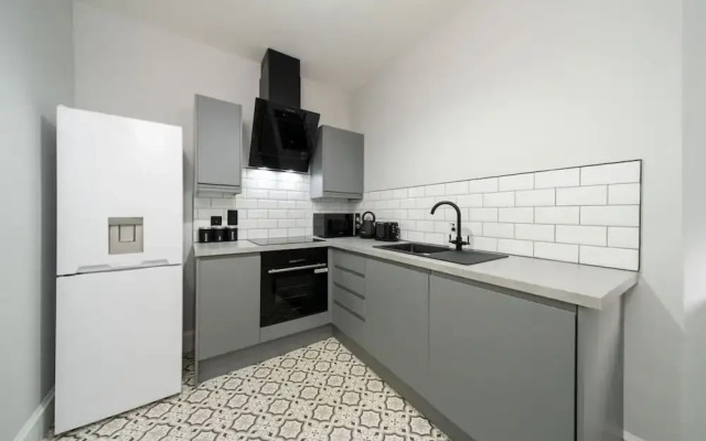 Lochside Apartment B