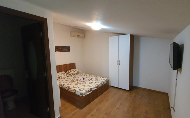 Pensiune Fundeni- Dragonul Rosu