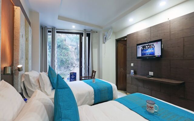 Hotel The Rock Castle by DLS Hotels