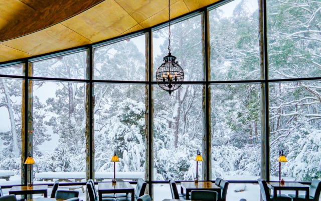 Lake St Clair Lodge