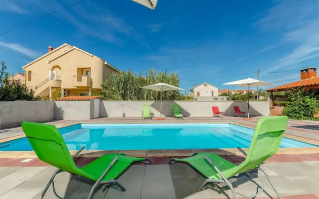 Mlađo - Swimming Pool - A4