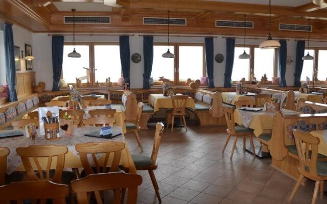 Berggasthaus - Pension Urzn