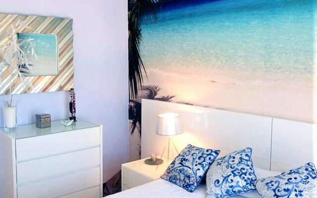 Belvilla by OYO Holiday Home in Rota