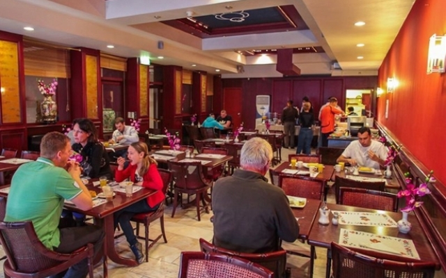 Hotel Falcon Plaza Centre