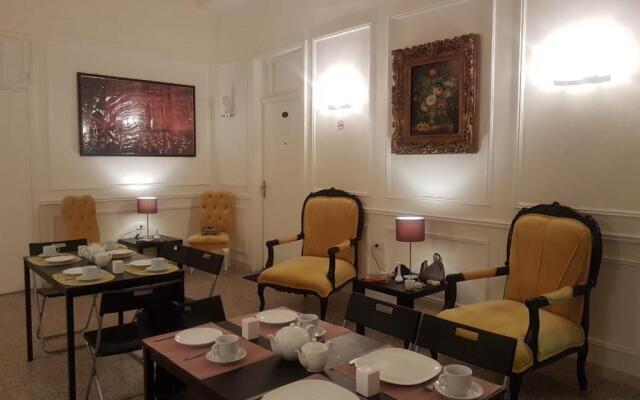 City Citadel Hotel