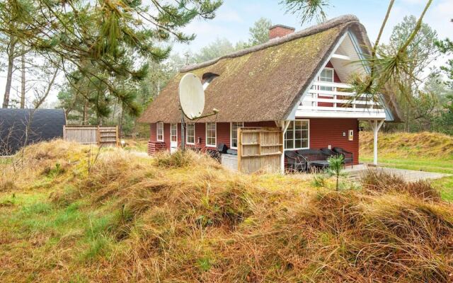 6 Person Holiday Home in Romo