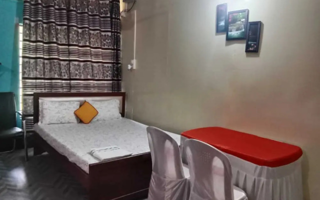 Akshita Guest House By GRB