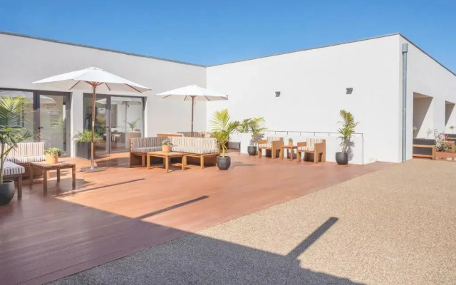 Hotel BFRESH - Pool - Fitness - Padel - By Oporto Collection - Private Parking