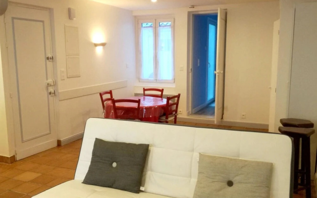Apartment With one Bedroom in Saint-jean-de-luz, With Furnished Terrac