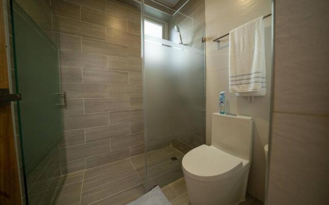 Downtown 1br Cozy Stylish Sleeps4wifigymjacuzzi D7
