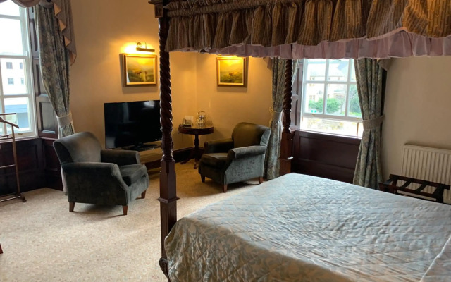 The Mansefield Hotel