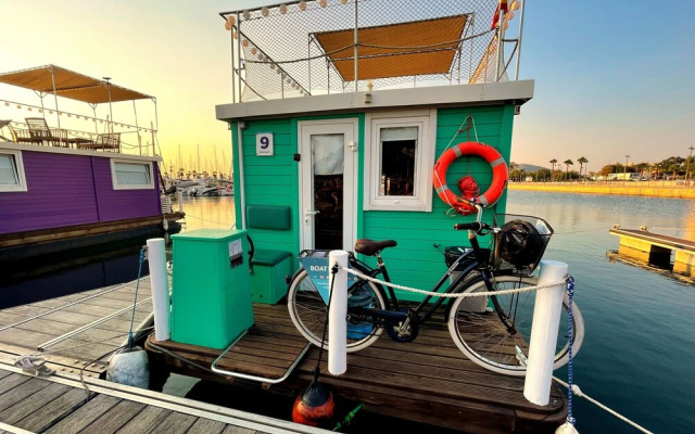 Boat Haus Mediterranean Experience Alcaidesa  La Linea