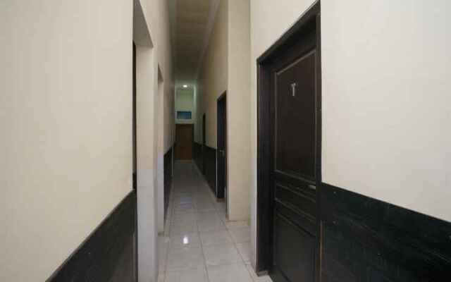 OYO 2525 Rumah Singgah Brm