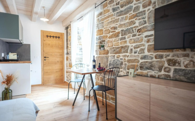 GG art apartments II