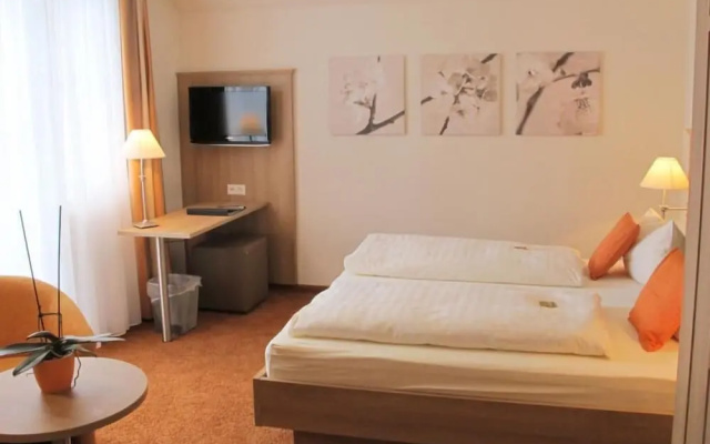 Hotel Schöneck Garni