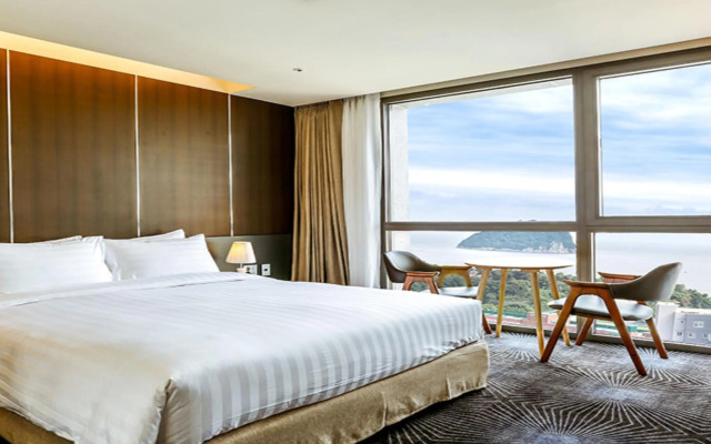 Hotel Golden Daisy Seogwipo Ocean