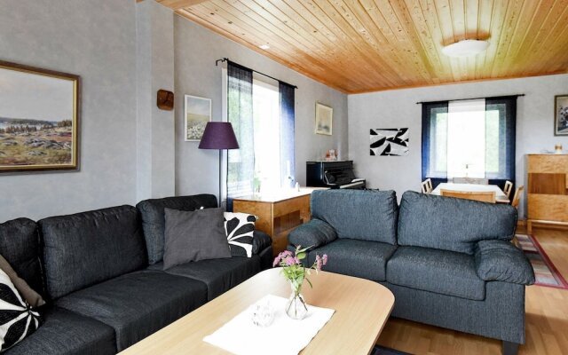 8 Person Holiday Home in Bengtsfors