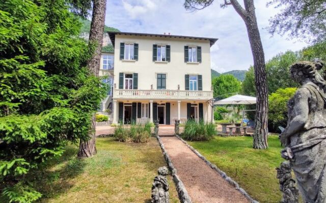 Villa Costanza (MZE110)