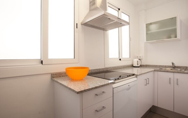 AB Vilà i Vilà Apartments