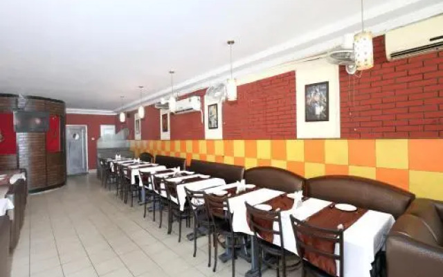 Trumpets Hotel by OYO Rooms