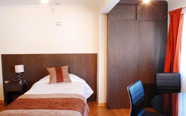 Vitrali Suite