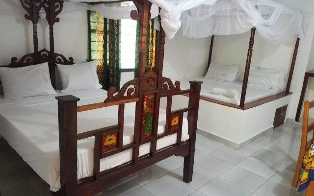 Baraka Aquarium Bungalows