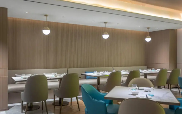 Holiday Inn Express Shanghai Gumei by IHG