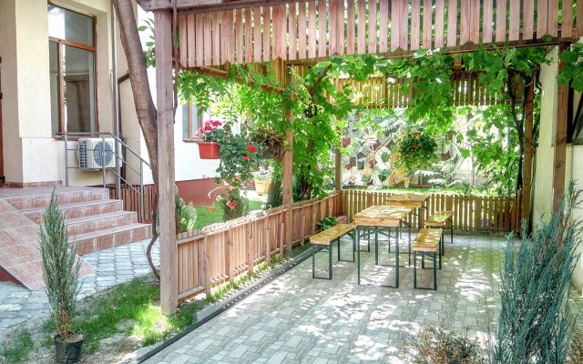 Central Guesthouse Bucharest - Adults Only