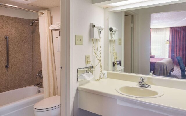 Econo Lodge Martinsville