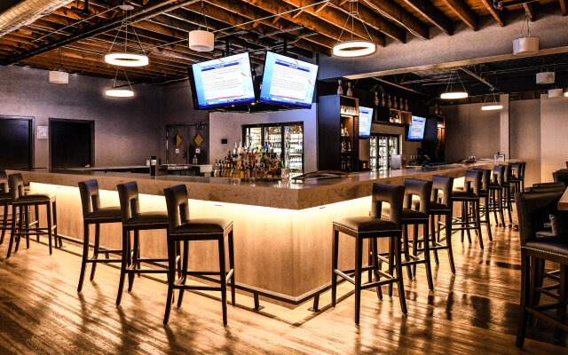 Holiday Inn Hotel & Suites St. Catharines Conference Center by IHG