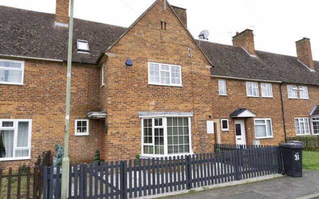 Beautiful 2 Bed Studio