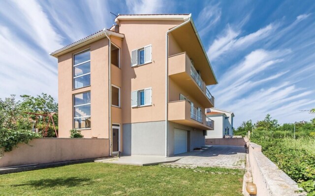 Stunning Home in Pula With Wifi and 2 Bedrooms