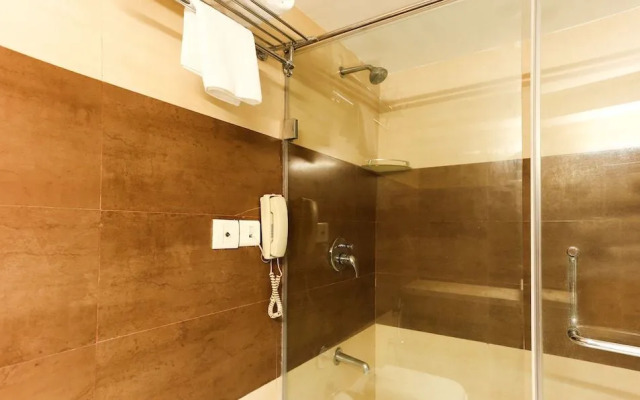 Treebo Premium Metropolis