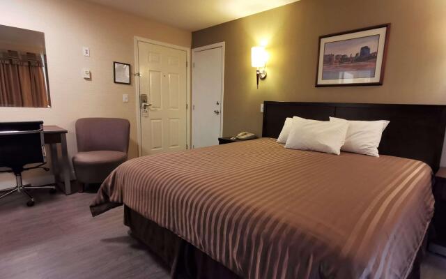 Rodeway Inn & Suites