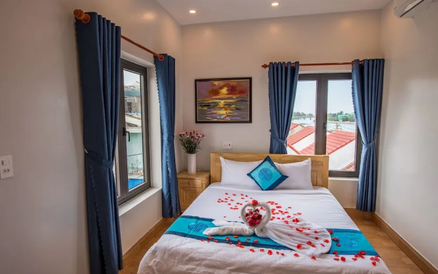 Minh An Riverside Villa