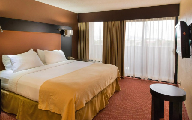 GreenTree Hotel Phoenix West