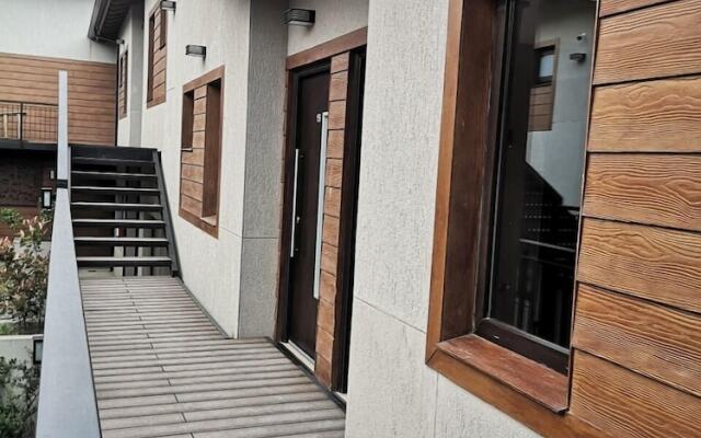 Senderos Aparts & Suites