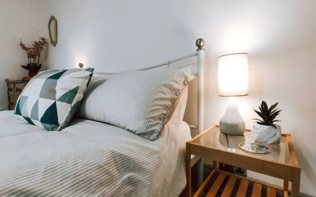 The Twickenham Apartment Near Strawberry Hill