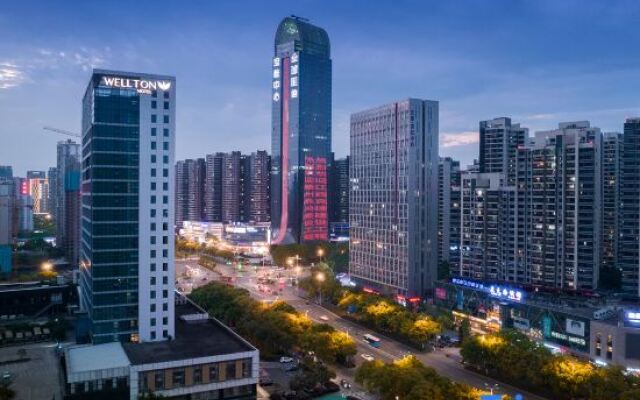 Wellton International Hotel (Ganzhou Baoneng City)