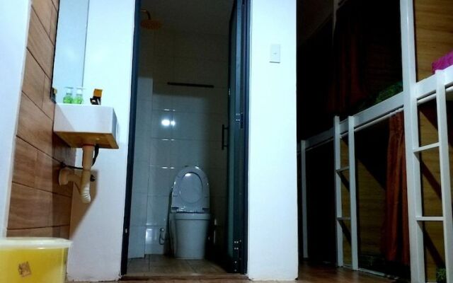 Little Garden Hostel