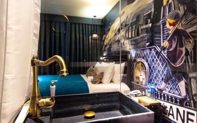 PlayHaus Thonglor Hotel