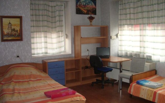 Maystorov Guest House