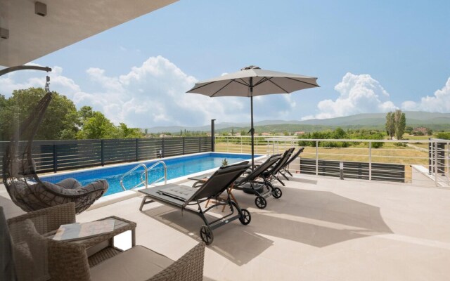 Nice Apartment in Trogir With 2 Bedrooms and Wifi