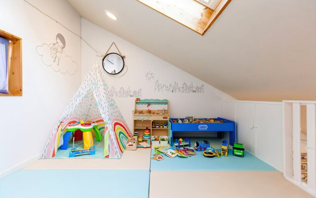 Jeju Sim 129 Kids & Couple Pension