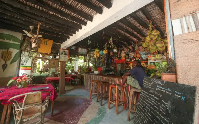 Mustapha' s Place