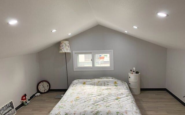 July Stay - Hostel