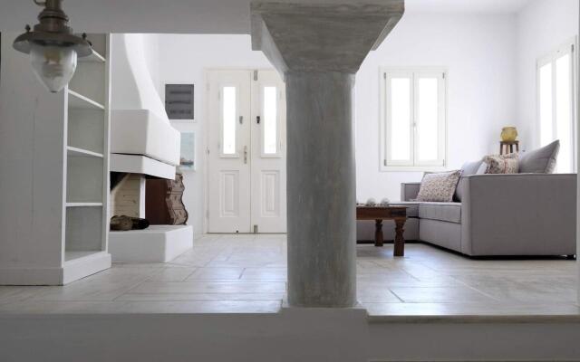 Villa PORFYRA - Cycladic House in Ampelas, Paros