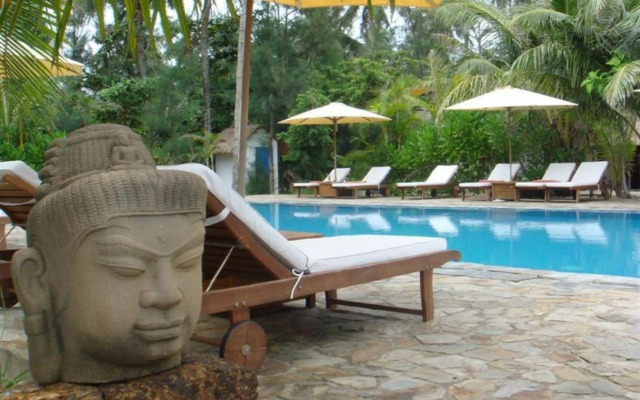 Le Domaine De Tam Hai Resort